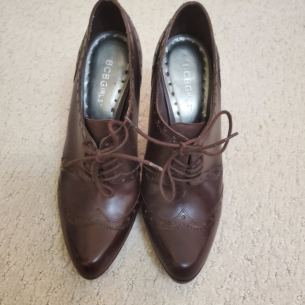 Shoes - Picture 2 of 2